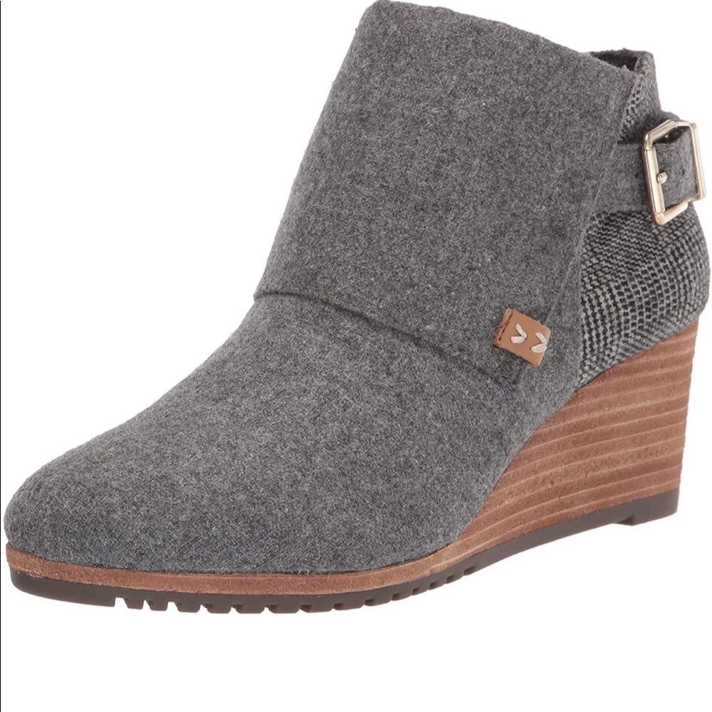 Size 8 Dr. Scholl’s Wool Booties with cork style wedge